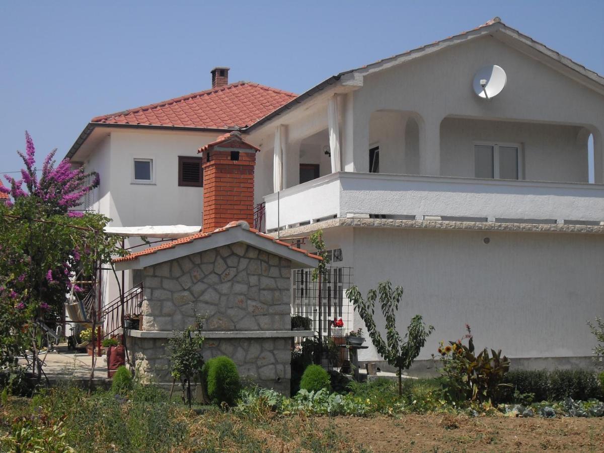 Apartments with a parking space Supetarska Draga - Donja, Rab - 11237 Bagian luar foto